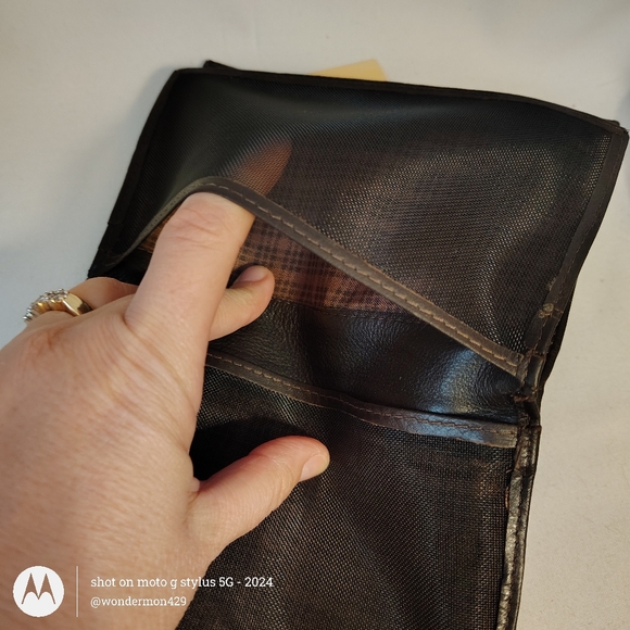 Unique Folding Brown Leather Wallet from CLC Never Used!! - Picture 14 of 16